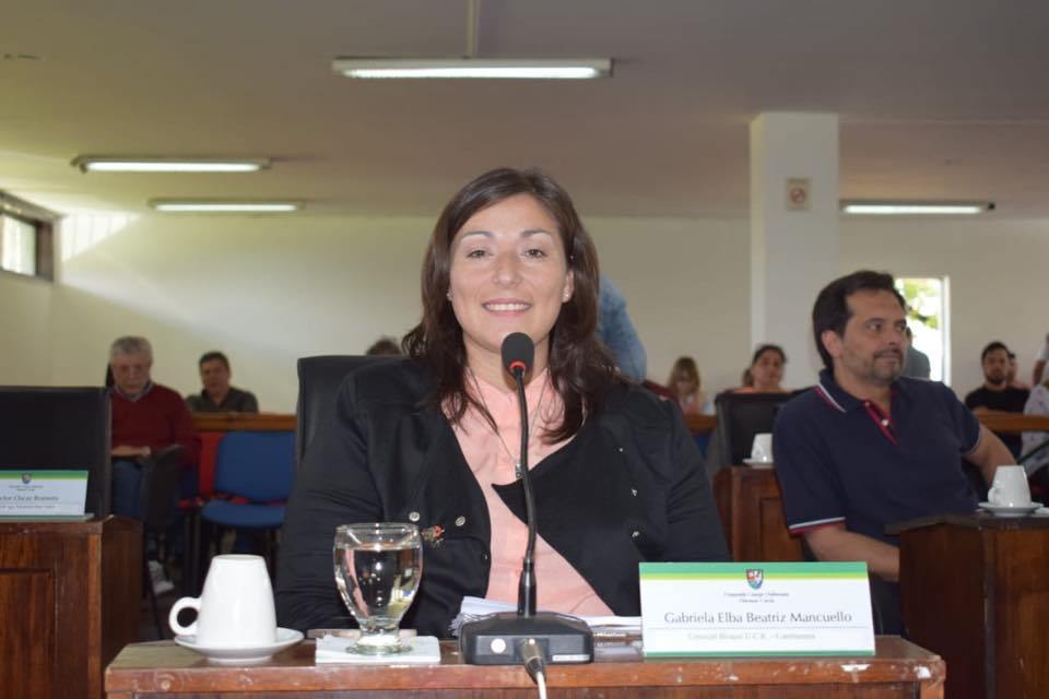 La Concejala Gabriela Mancuello Competirá Con Alaniz En Las Paso