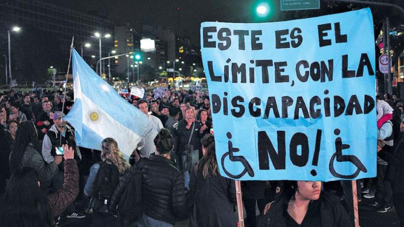 Marcha A Plaza De Mayo Contra El Ajuste En Discapacidad