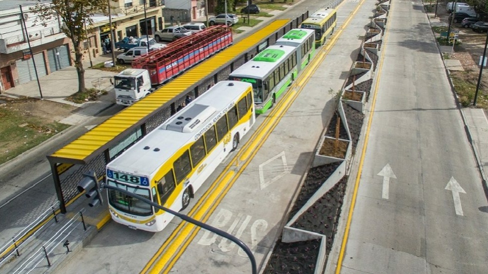 Martín Pollera, Secretario De Industria Y Desarrollo Productivo De Varela: “El Metrobús Es Pura Espuma”