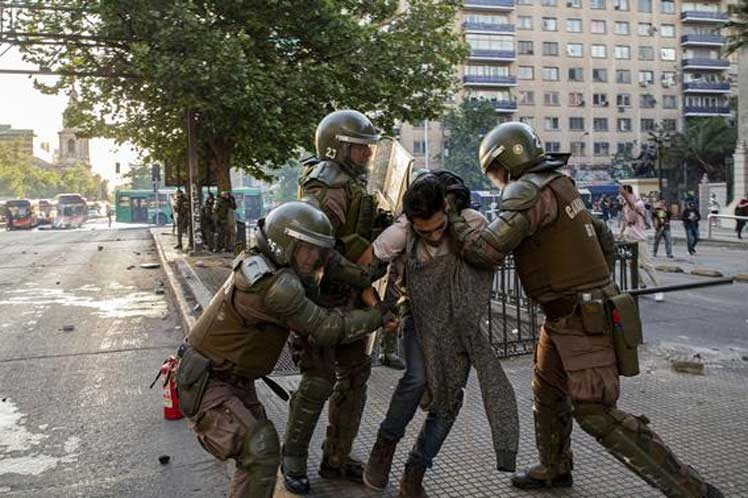 “En Chile Hay Una Violación Constante De Los Derechos Humanos Pero Los Medios Han Sido Cómplices”
