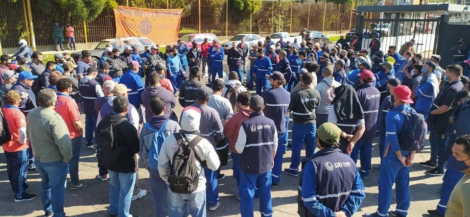 Florencio Varela: Trabajadores De Gri Calviño Cortan La Ruta Y Denuncian Lock Out Patronal
