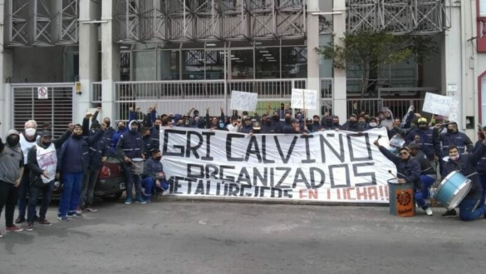 Trabajadores De Gri Calviño Protestan En El Ministerio De Trabajo: “Estamos Sufriendo Una Extorsión Por Parte De La Empresa”